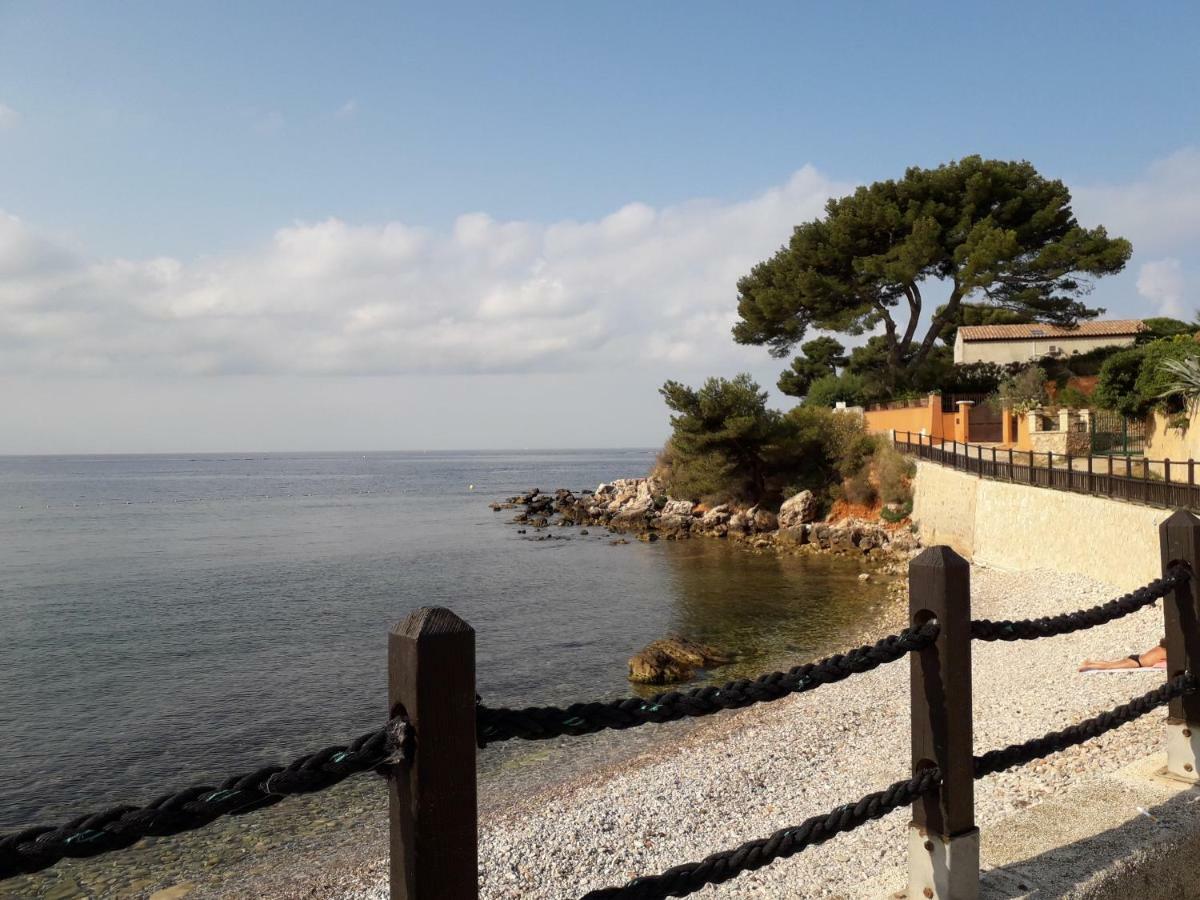 Bandol Nature Et Loisirs: Parking/ Piscine Exterior photo